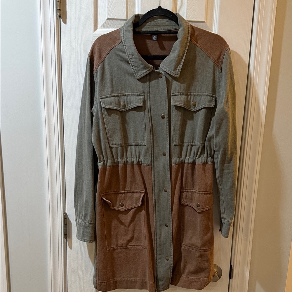 Versona Two-Tone Utility Jacket